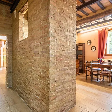 La Torre Di Monsindoli سيينا