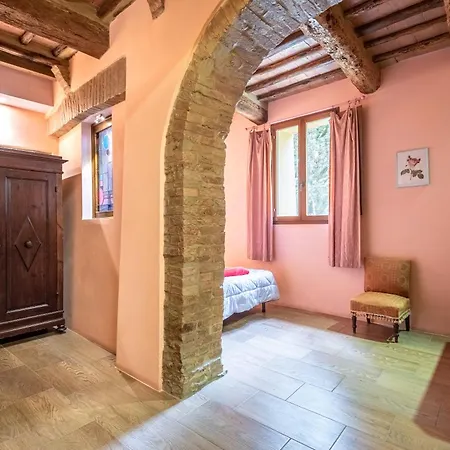 La Torre Di Monsindoli Κατάλυμα σε φάρμα *